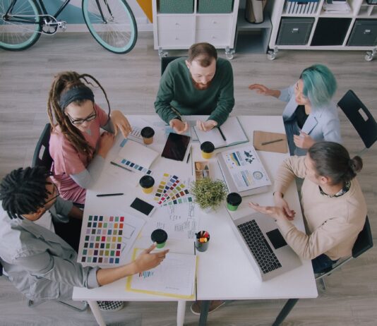 Oportunidades de Intraemprendimiento en tiempos de cambio Intraemprendimiento NegoBide, Círculo Empresarial Negocios y Valores